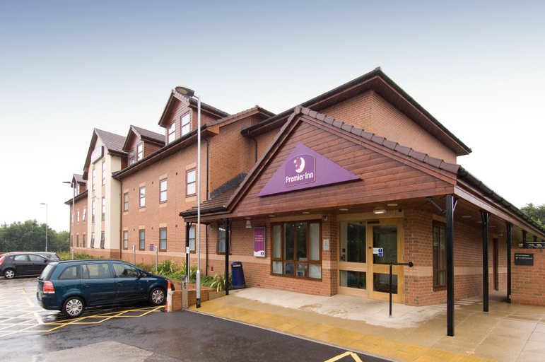 Exterior & Views 5, Premier Inn Ripley, Derbyshire