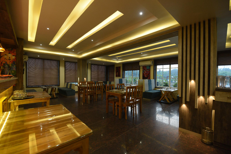 Food & Drinks 5, Hotel Lakefront, Ranchi