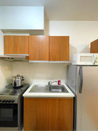 Others 5, Modern and Cozy Condo in 8Adriatico near PGH, SLMEC and US Embassy, Manila City