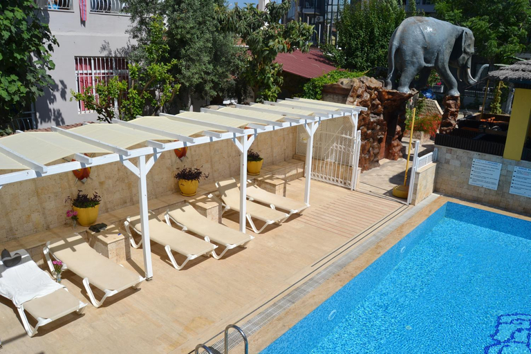 Others 4, safari suit studio13, Manavgat