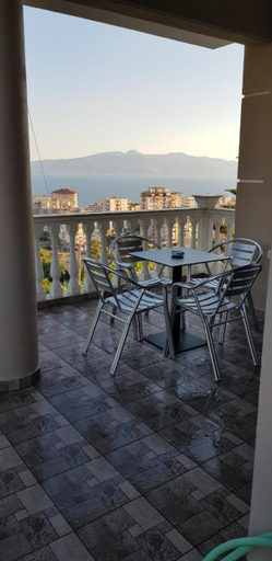 Others 4, Igli K. Apartments, Sarandës