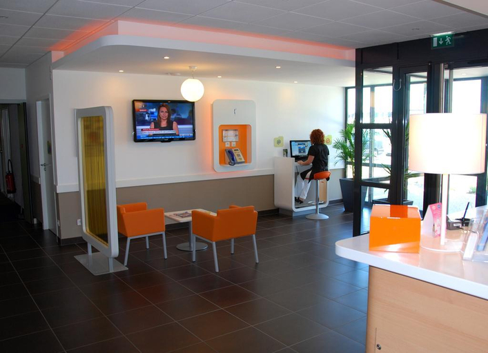 Public Area 5, ibis budget Roanne, Loire