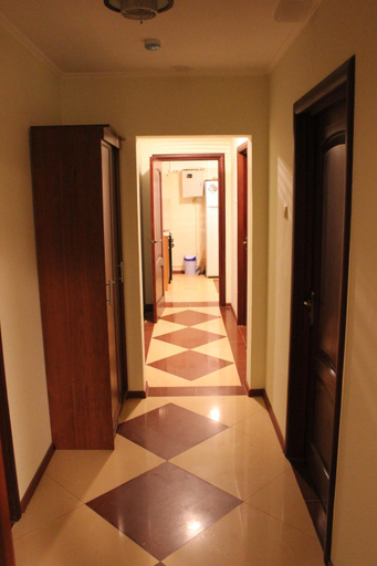 Others 4, Pioner Hostel, Western