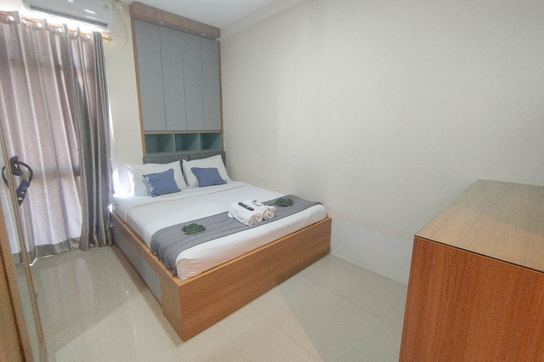 Others 2, Modern Look Studio near IPH School at Bale Hinggil Apartment By Travelio, Surabaya