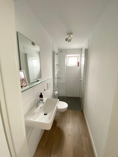 Others 5, Modern One Bedroom + Bathroom Apartment, 10 min from Basel City, Lörrach