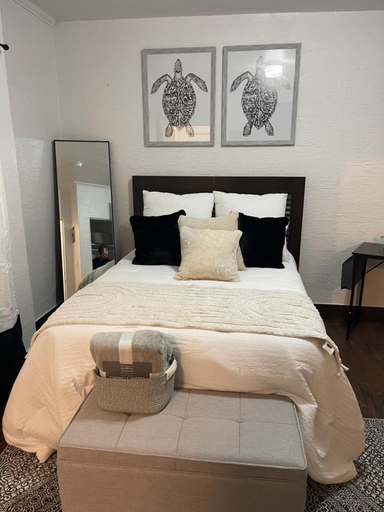 Others 3, Serenity Suite #1, Volusia