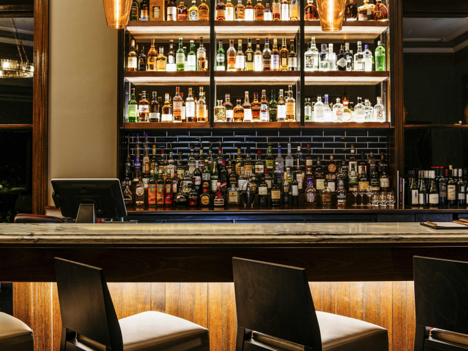 Food & Drinks 5, Mount Lofty House, Adelaide