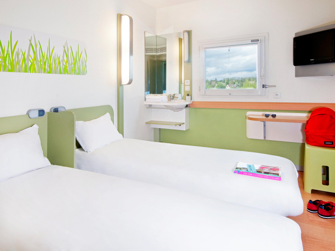 Bedroom 3, ibis budget Lyon Gerland, Rhône