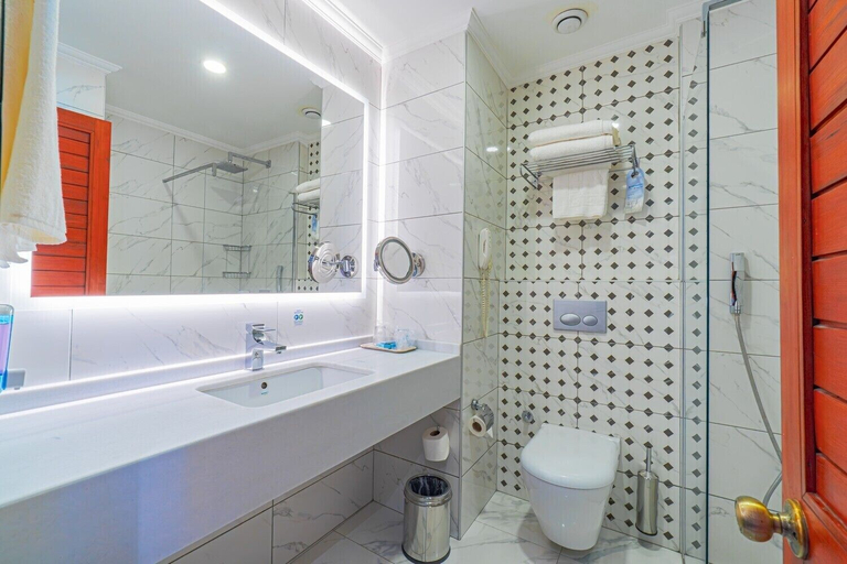 Bathroom 3, Assos Eden Gardens Hotel, Ayvacık
