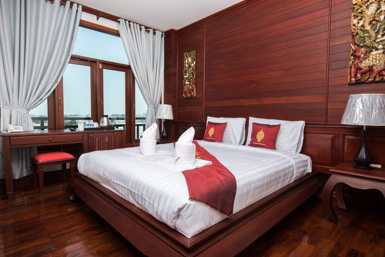 Others 3, Manorom Chateau Hotel, Vientiane