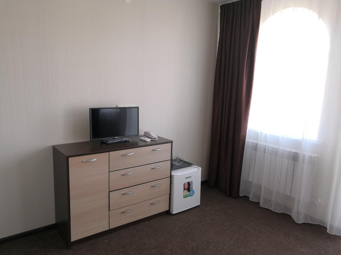 Others 2, Guesthouse "CAMELOT", Eyskiy rayon