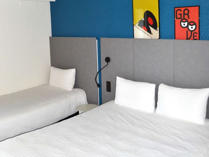 Bedroom 3, ibis Égletons, Corrèze