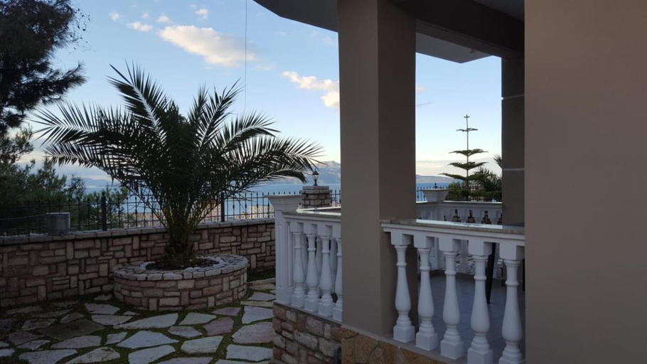 Others 5, Igli K. Apartments, Sarandës