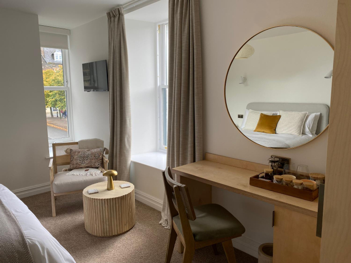 Others 5, Somerled House, Highland