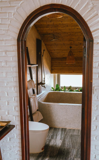Bathroom 2, Hoi An Ti Hon House, Da Nang