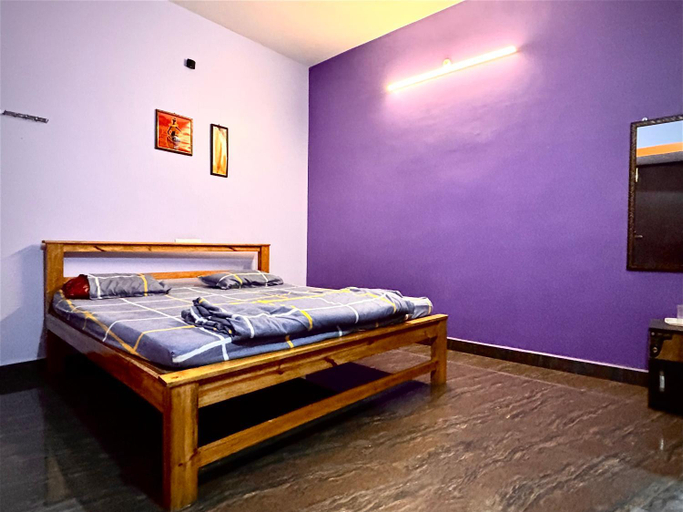 Others 4, Villa Amour, Viluppuram