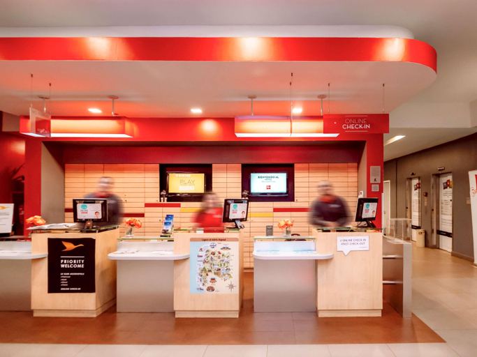 Public Area 2, ibis Concepcion, Concepción