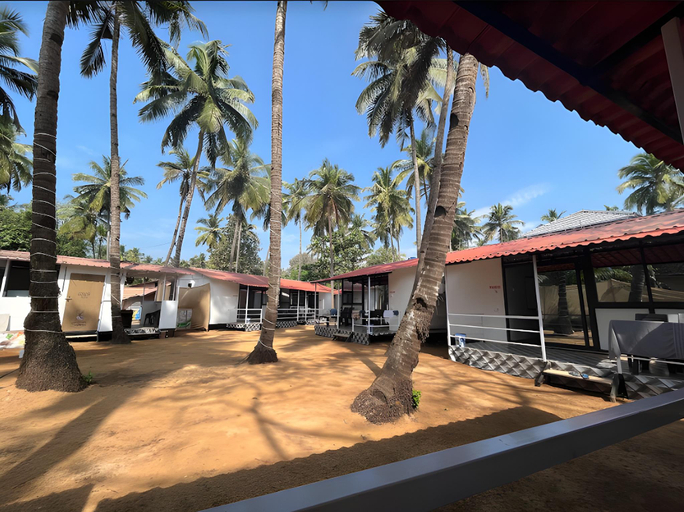 Others 2, Lakshdeep Cottages