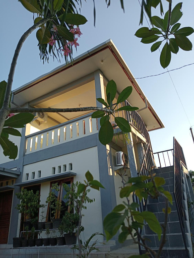 Others 1, Yusilver Guest House, West Manggarai