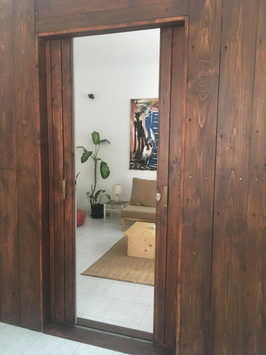 Public Area 3, Syds Guesthouse I, Praia