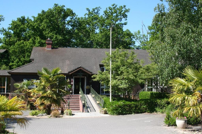 Public Area 2, Marwell Hotel Winchester South, Hampshire
