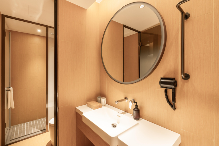 Bathroom 4, Ji Hotel (Canton Tower), Guangzhou