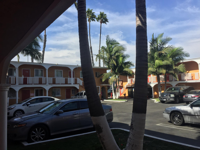 Others 4, Paradise Inn & Suites, Los Angeles