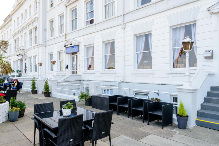 Others 5, Somerset Hotel, Conwy