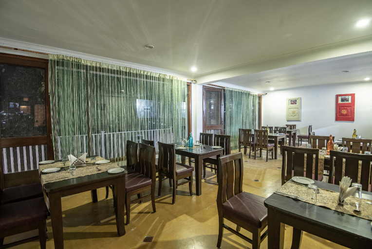 Food & Drinks 2, Xomotel Bungalows Krishanya, Nainital