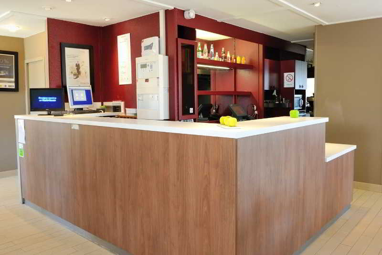 Public Area 3, Campanile Pontarlier, Doubs