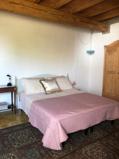 Others 5, Casa Matilde, Mantua