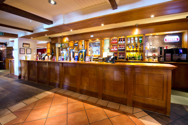Food & Drinks 4, Premier Inn Christchurch West, Dorset
