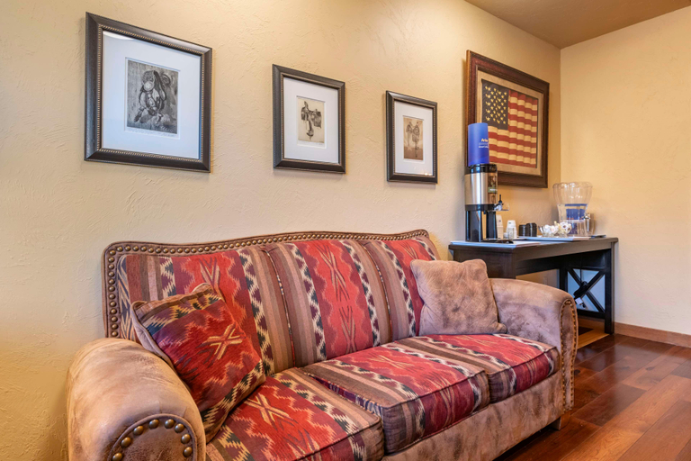 Public Area 2, Best Western Devils Tower Inn, Crook