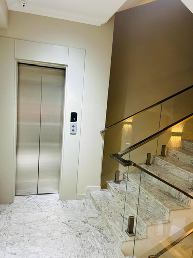 4, Parliament Hotel & Restaurant, Baku