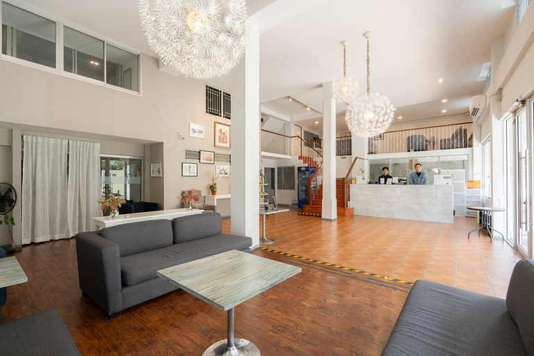 Public Area 2, Ratchadamnoen Residence, Phra Nakhon