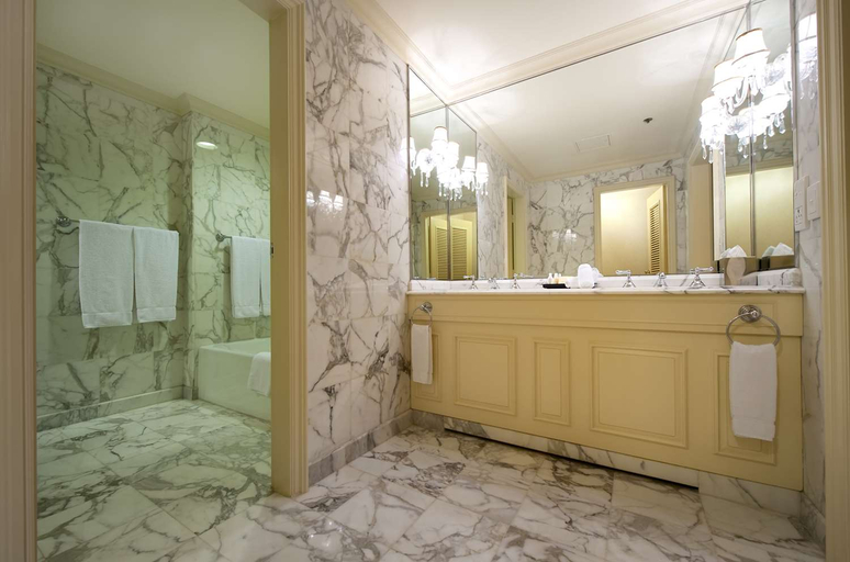 Bathroom 5, Sir Stamford at Circular Quay, Sydney
