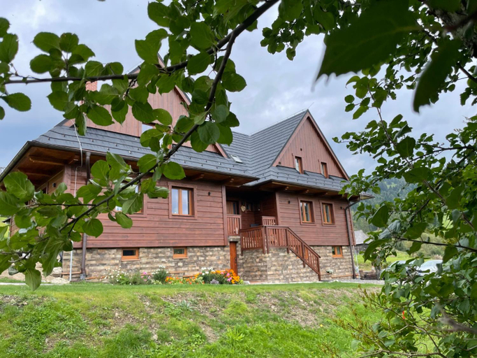 Others 4, Chata Dolina v Bachledke, Poprad