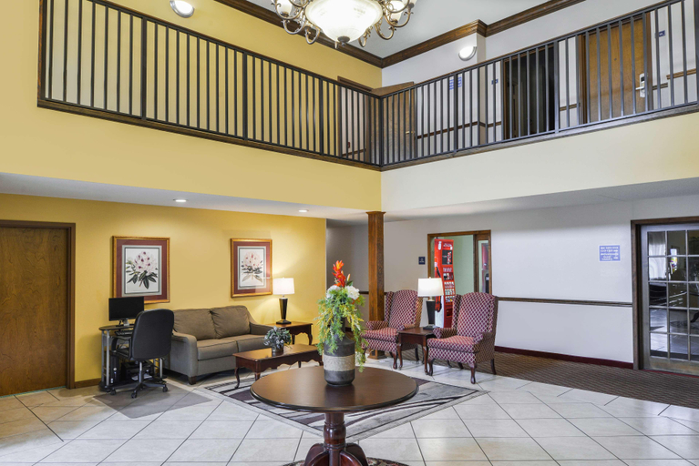 Public Area 2, Americas Best Value Inn Wiggins, Stone