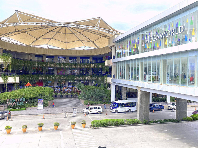Others 2, Adrienne's at Lafayette, Iloilo City