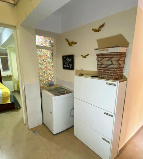 Others 2, Estadia perfecta, Oropeza