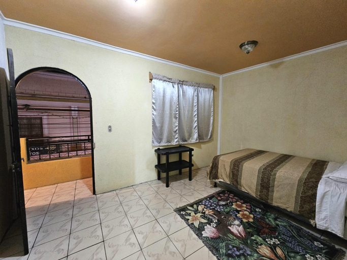 Others 5, Hostal Flore Del Lago 4, Panajachel