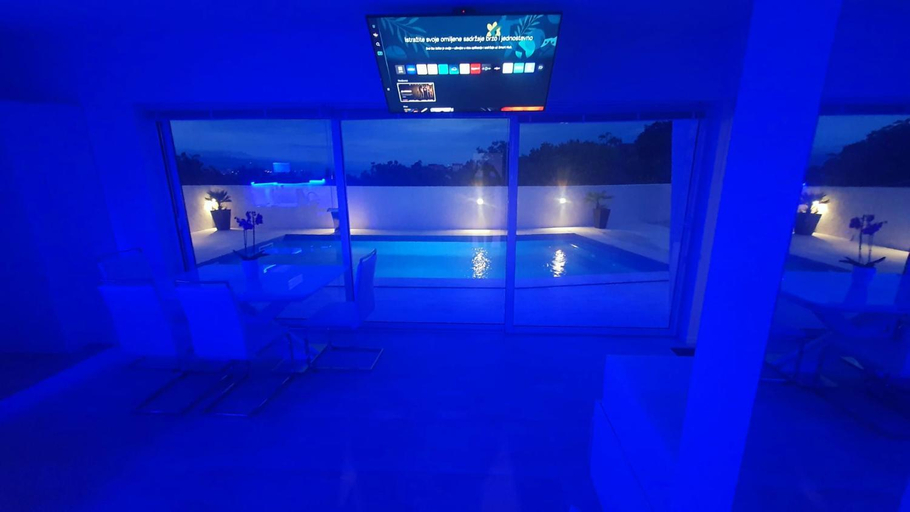 Sport & Beauty 2, Pool and Jacuzzi Luxury Apartments, Matulji
