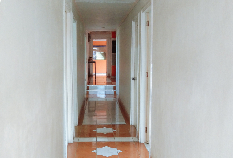 Others 3, RedDoorz @ Amora Villa Apartelle , Iloilo City