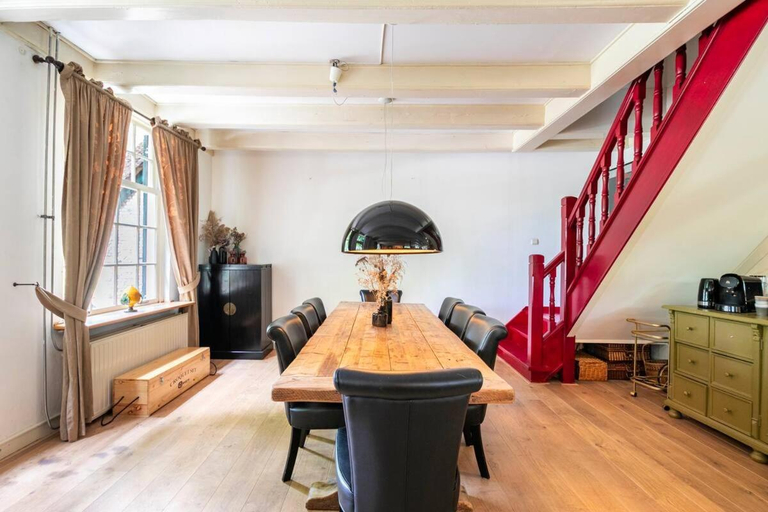 Others 5, Filion's Place, Roosendaal