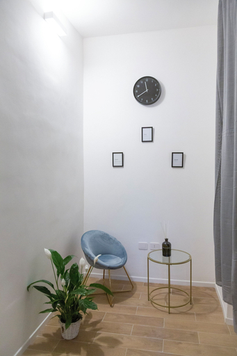 Others 5, Relais Borsieri, Rome