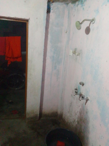 Others 3, Vaishya Niwas, Lucknow