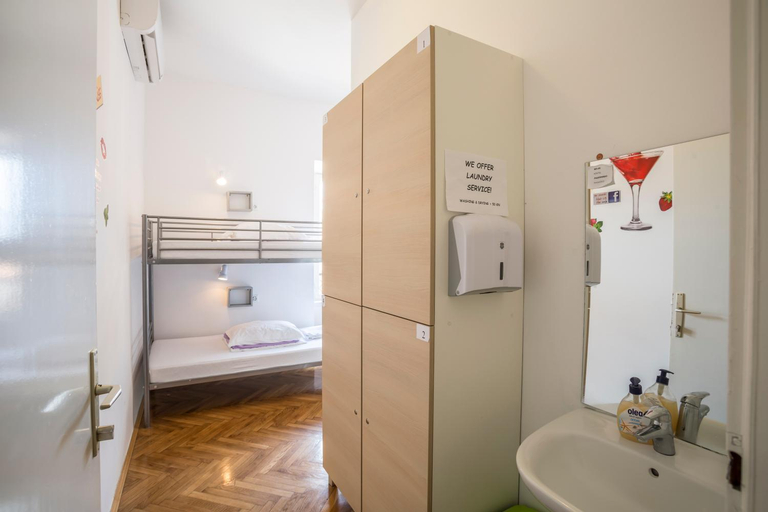 Others 4, Downtown Hostel, Split