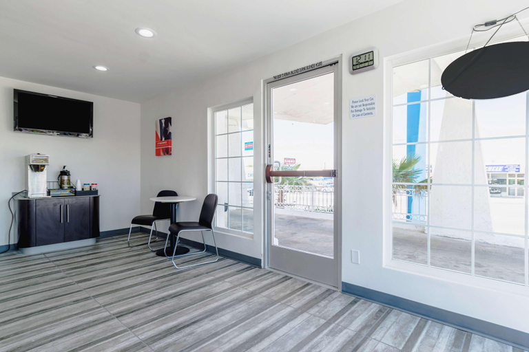 Public Area 3, Motel 6 Barstow, CA - Route 66, San Bernardino