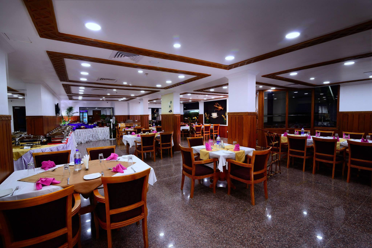 Food & Drinks 3, SPS Kingsway, Thiruvananthapuram