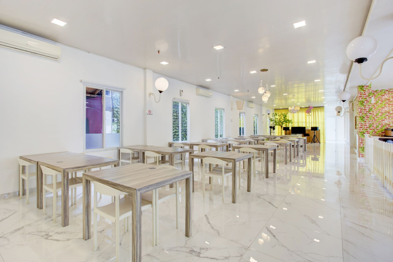 Others 5, Collection O Gambir Near Masjid Istiqlal Formerly Aleander Hotel, Jakarta Pusat